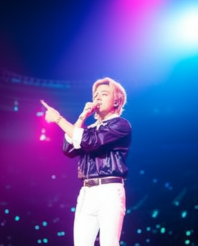 GD權志龍2025世界巡演與藝術展覽Kpop潮流引領者的全方位魅力
